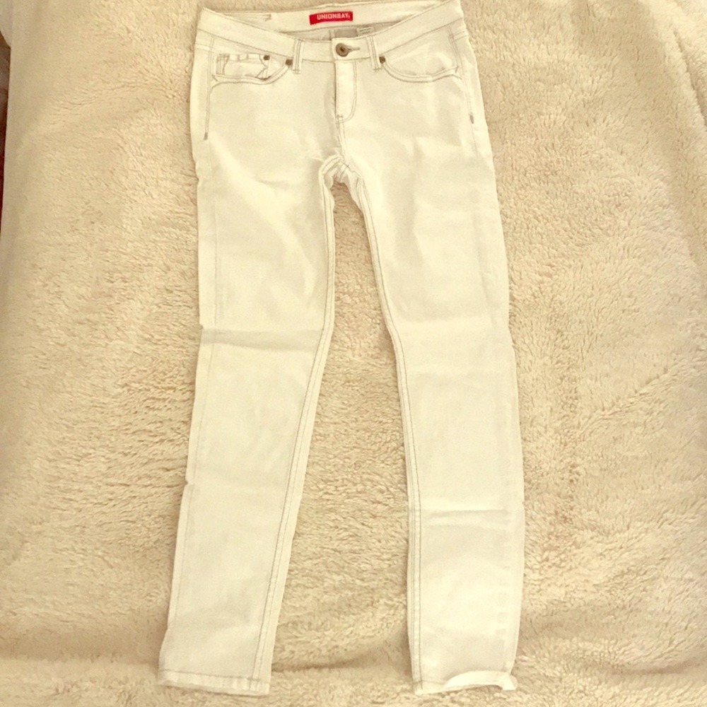 White jeans